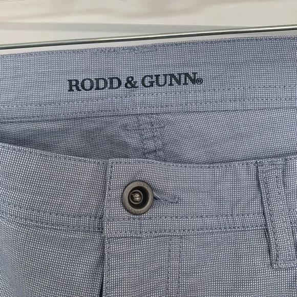 NWT Rodd & Gunn Gunn Straight Fit Jean Sky Blue